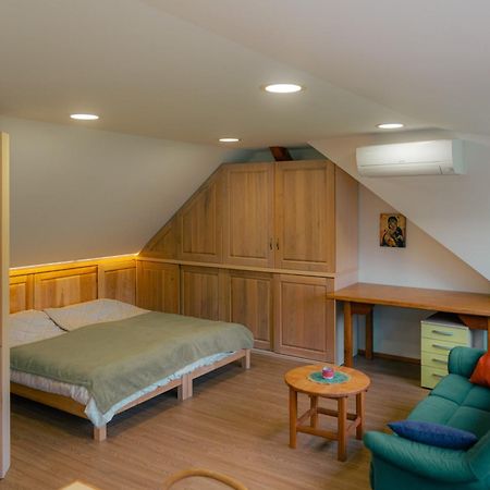Апартаменти Country Retreat, Near Ljubljana City, Apartma Na Vasi, Blizu Mesta Ljubljana Медводе Екстер'єр фото